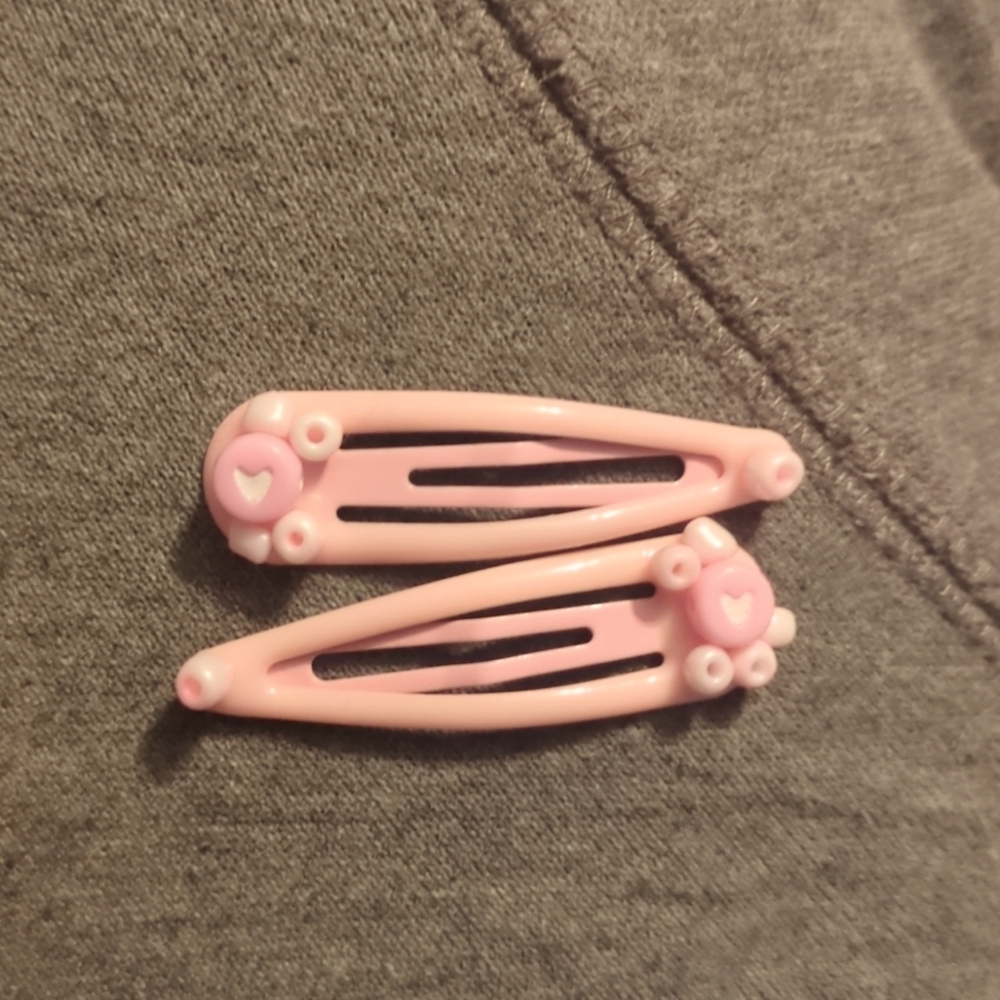 Handmade pink hair clips